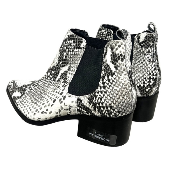 Blondo Emelia Waterproof Chelsea Bootie Black White Snake Print Leather - Size 6 - Picture 12 of 14